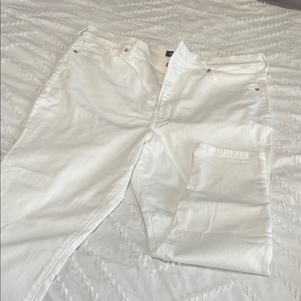 Express white skinny jeans 18R